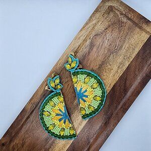 Lime Wedge beaded clip earrings